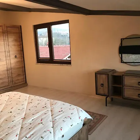 Ciftlik * Sapanca